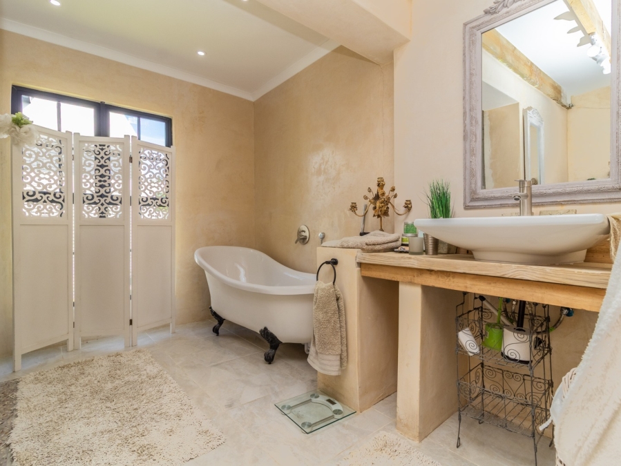 4 Bedroom Property for Sale in Kleinmond Western Cape